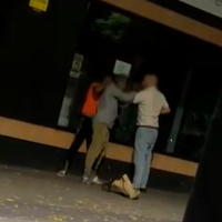 Un robo en Badajoz acaba con pelea en la calle y dos detenidos