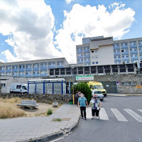 Sufre un trauma craneal tras caer por unas escaleras en Malpartida de Plasencia