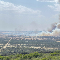 El incendio de nivel 1 en Casas de Don Pedro tuvo su origen en una planta fotovoltaica