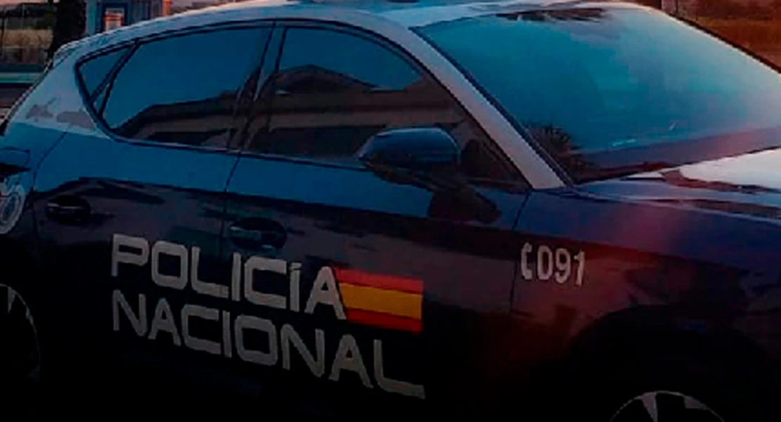 La rápida intervención de la Policía Nacional salva la vida a una persona en Badajoz