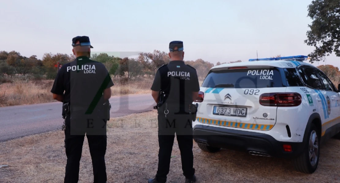 Imágenes que deja el incendio de nivel 1 declarado en Badajoz