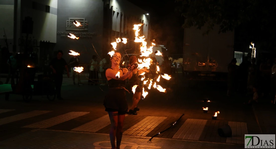 San Vicente de Alcántara llena sus calles de actividades durante La Noche en Blanco