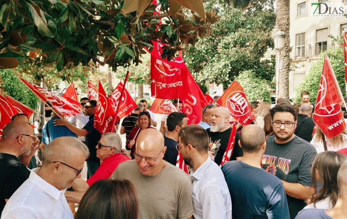 Badajoz se moviliza para exigir la reducción de la jornada laboral