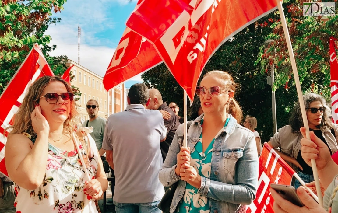 Badajoz se moviliza para exigir la reducción de la jornada laboral