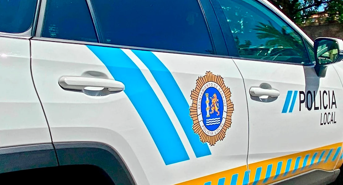 La Policía Local evita que un hombre se precipite desde el Puente Real en Badajoz