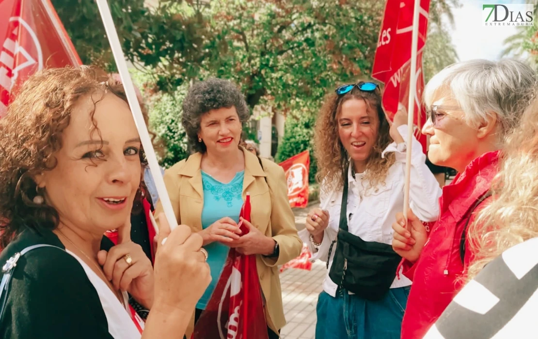 Badajoz se moviliza para exigir la reducción de la jornada laboral