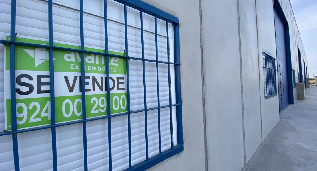 PSOE de Badajoz: "La Junta miente, no hay vendida ni una sola nave en la Plataforma Logística”