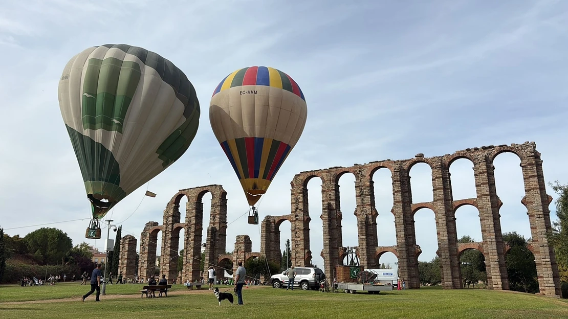 Extremadura celebra el Día Mundial del Turismo: visitas guiadas, vuelos en globo y gastronomía
