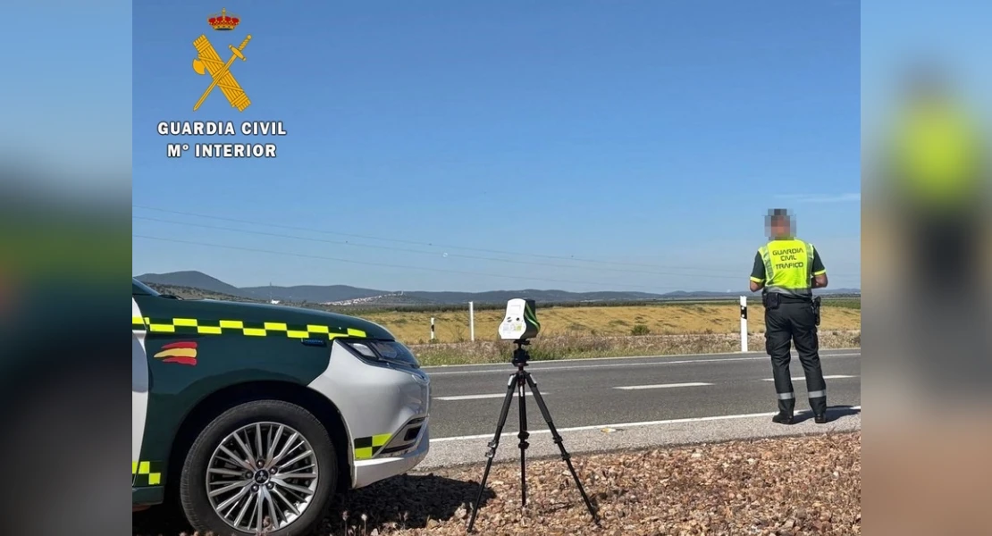 Pillan a un pacense circulando a más de 180 km/h con su moto