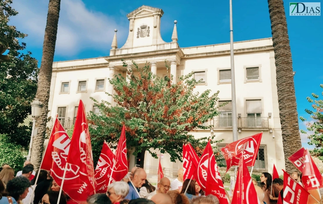 Badajoz se moviliza para exigir la reducción de la jornada laboral