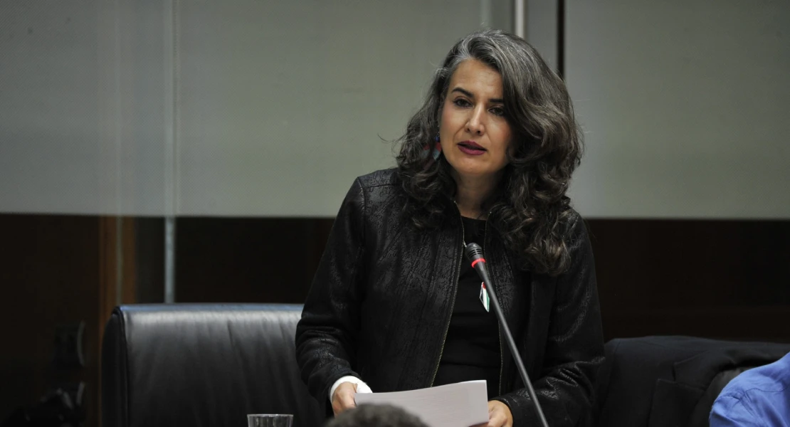 "¿Qué más necesita para cesar a la peor consejera de Educación que ha tenido esta tierra?"