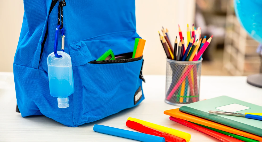 Las familias de Extremadura pueden deducirse los gastos de material escolar en su IRPF