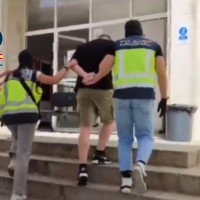 Seis ultras detenidos por agredir con botellas rotas a hinchas en una emboscada