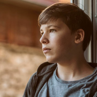 Reclaman más recursos de salud mental para prevenir el suicidio adolescente y juvenil