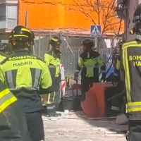 Hallan el cuerpo sin vida de un hombre bajo los escombros de la explosión en un bar