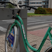 "Sin sillín y con ruedas pinchadas": El PSOE de Badajoz critica la gestión del servicio de bicicletas públicas