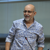 Acusan a Guardiola de estar "metiendo un caballo de Troya en la sanidad pública"