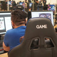 Más de 4.000 jóvenes se reúnen este fin de semana en Badajoz en el 'Play Game Fest'
