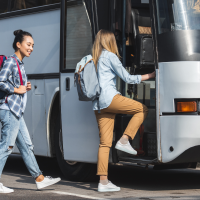 La Junta denuncia a empresas de transporte escolar por inflar los precios