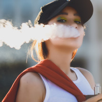 Las multas serán de hasta 600 € para los menores que fumen vapers