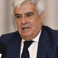 Levantan la inhabilitación del extremeño Pedro Rocha, expresidente de la RFEF