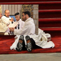 Anécdota en la ordenación de joven llenerense de 24 años en la Catedral de Badajoz