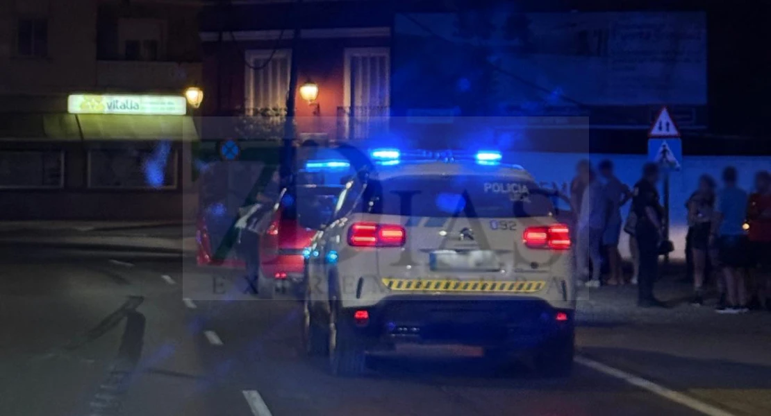 Accidente entre varios vehículos frente al parque de la Legión en Badajoz