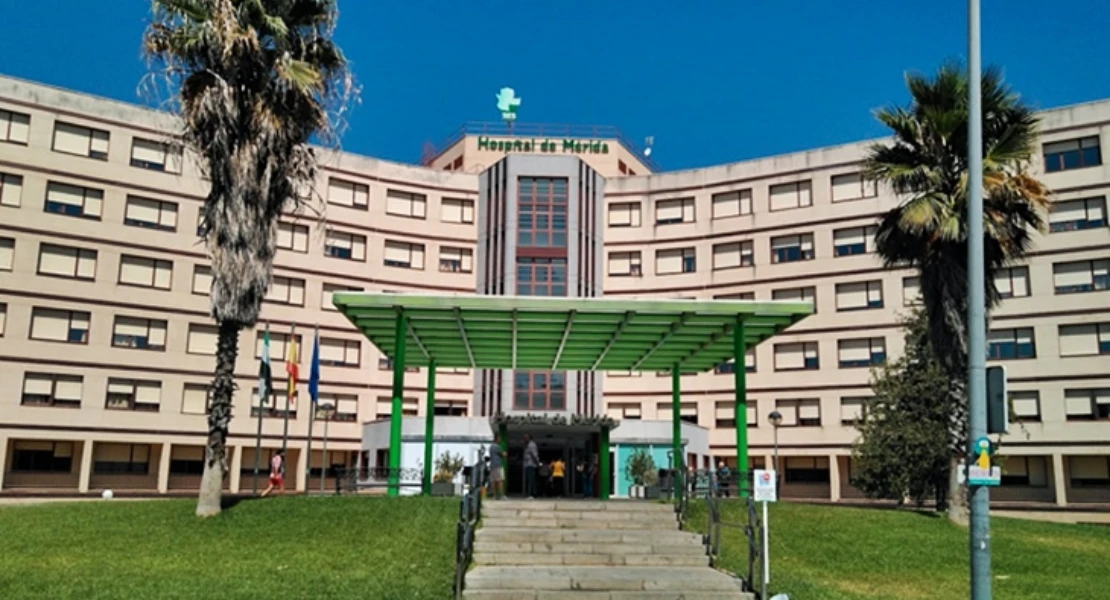 Dos jóvenes heridos tras sufrir un atropello en Mérida