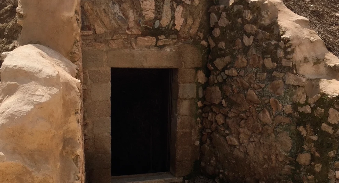 PSOE: "Cerrar la Galería de Fusileros durante 26 meses es ir contra Badajoz"