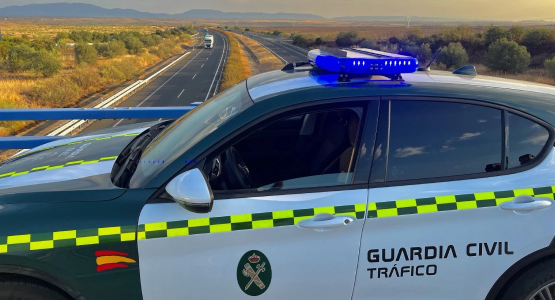 Pillan al conductor de un furgón a 183 km/h por una vía de 90 en Extremadura Pillan al conductor de un furgón a 183 km/h por una vía de 90 en Extremadura