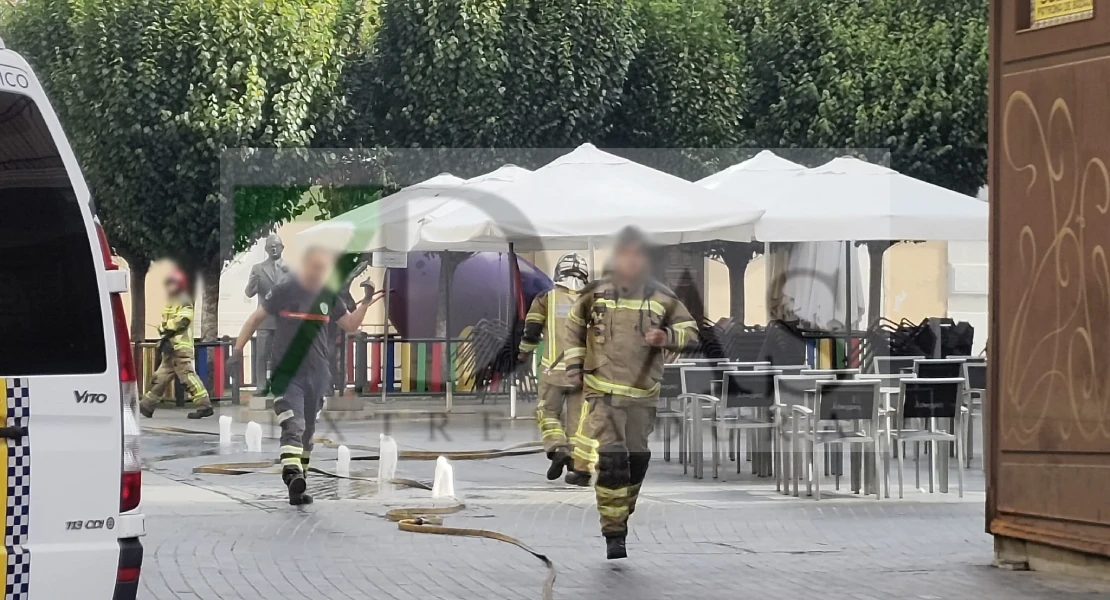 Un amplio dispositivo acude hasta la Plaza de la Soledad por un escape de gas