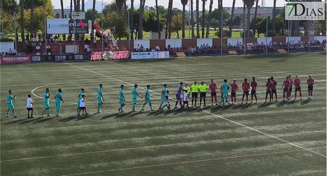El CD Badajoz coge aire en Montijo