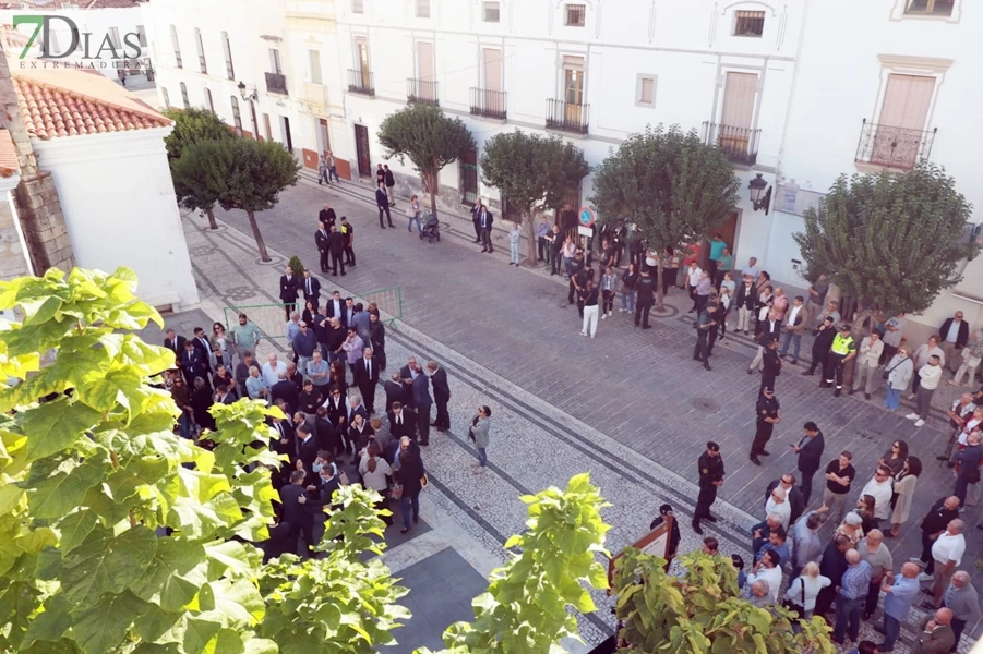 Así ha sido la despedida a Guillermo Fernández Vara en Olivenza