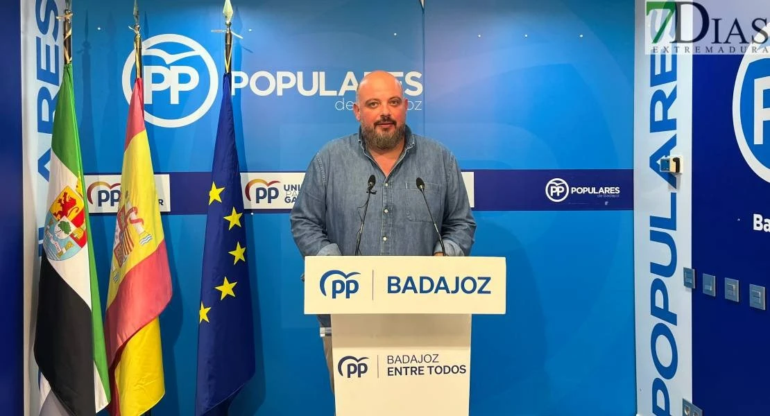 Naharro acusa a Sánchez de frenar el progreso de Extremadura