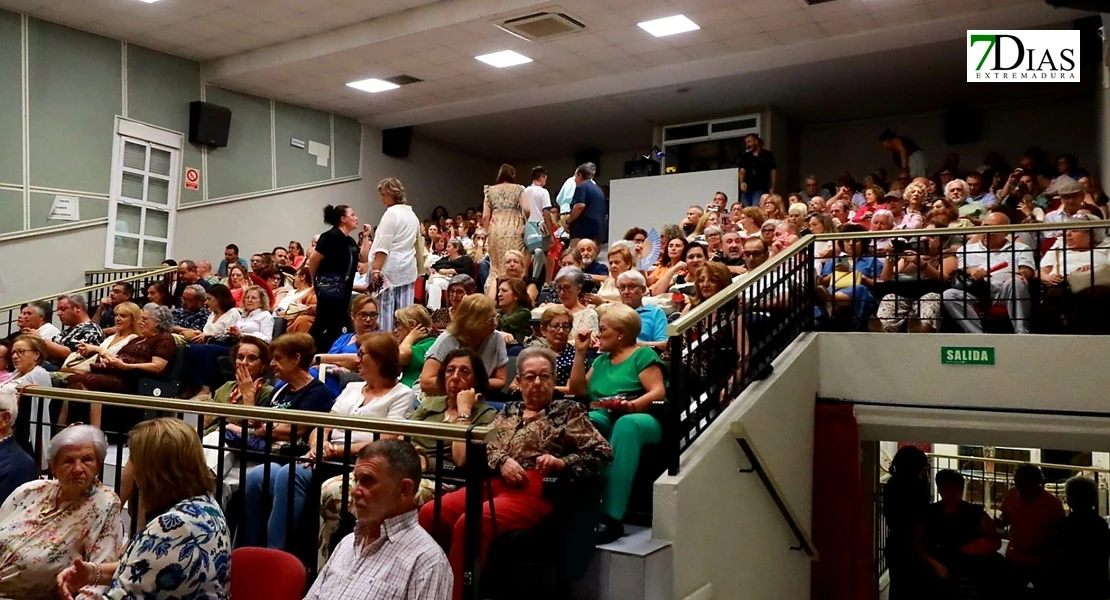 Lleno total en la inauguración del 44 Festival Nacional de Teatro Vegas Bajas