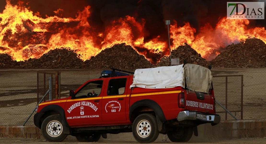 REPOR - Imágenes que deja el gran incendio en San Vicente de Alcántara
