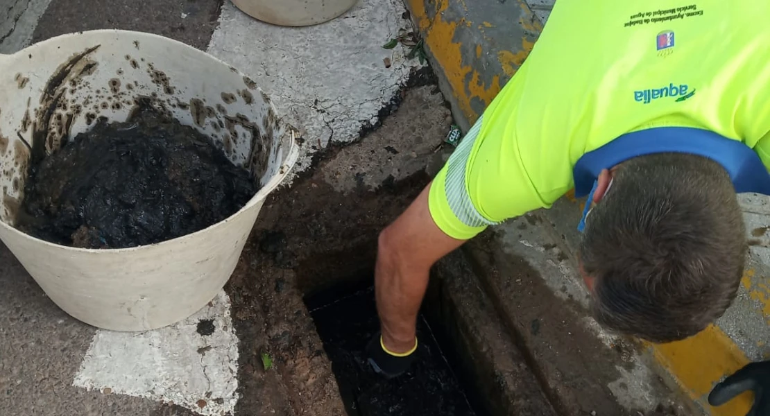 Badajoz se prepara para las lluvias: han extraído ya más de 500 toneladas del alcantarillado