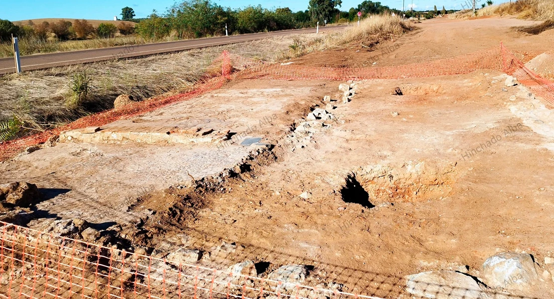 Los restos encontrados en la carretera de Sevilla evidencian la existencia de una necrópolis visigoda en Badajoz Los restos encontrados en la carretera de Sevilla evidencian la existencia de una necrópolis visigoda en Badajoz