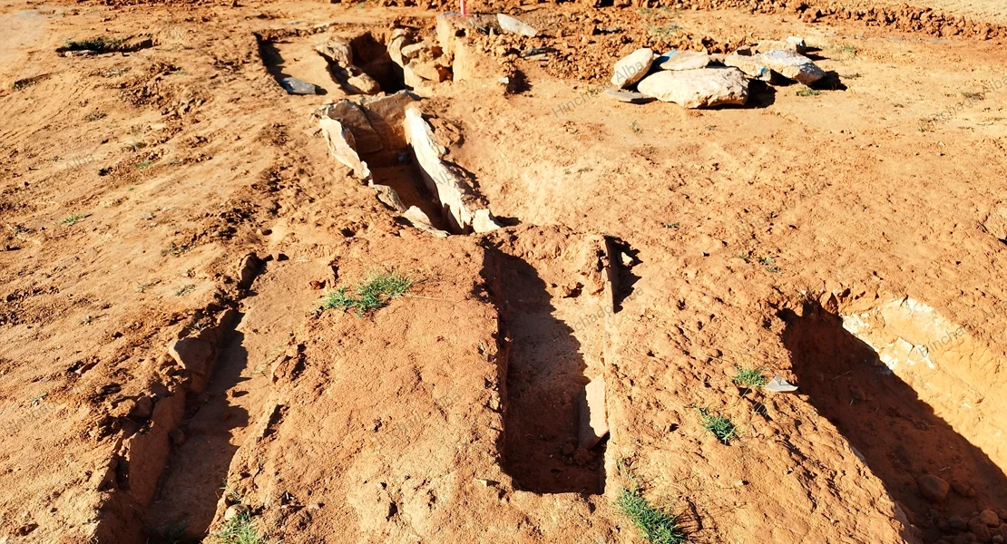 Los restos encontrados en la carretera de Sevilla evidencian la existencia de una necrópolis visigoda en Badajoz Los restos encontrados en la carretera de Sevilla evidencian la existencia de una necrópolis visigoda en Badajoz