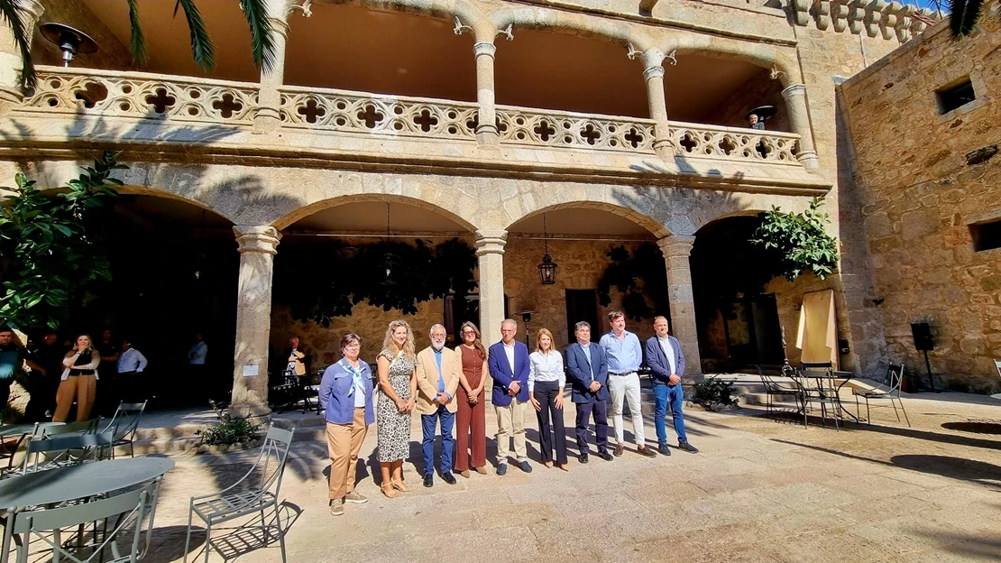 El Parador de Jarandilla abre de nuevo sus puertas tras una inversión de 6 M€