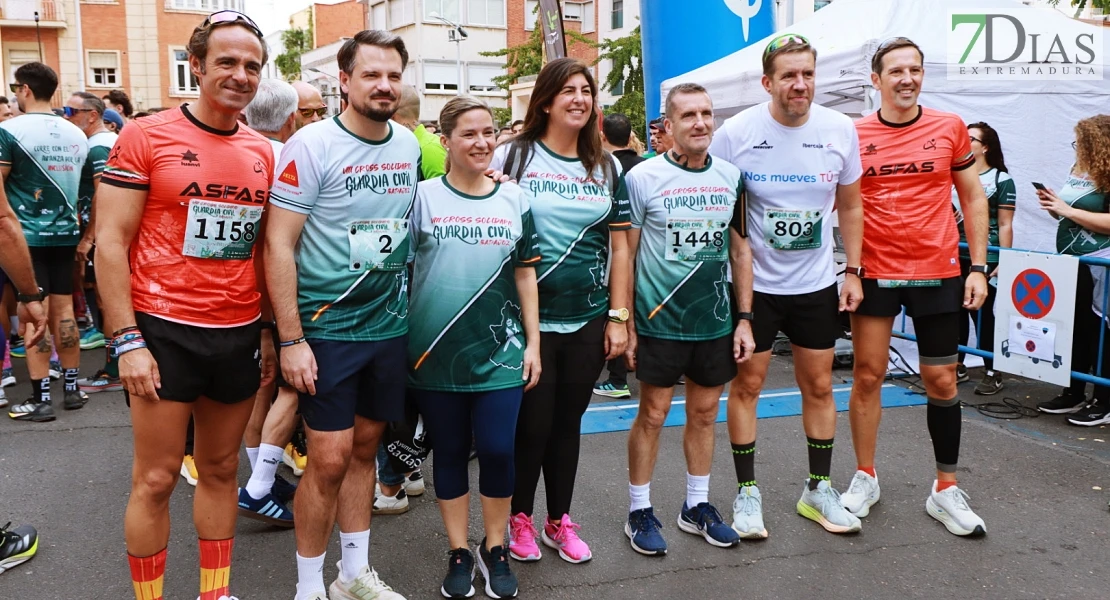 Imágenes del VIII Cross Solidario de la Guardia Civil en Badajoz