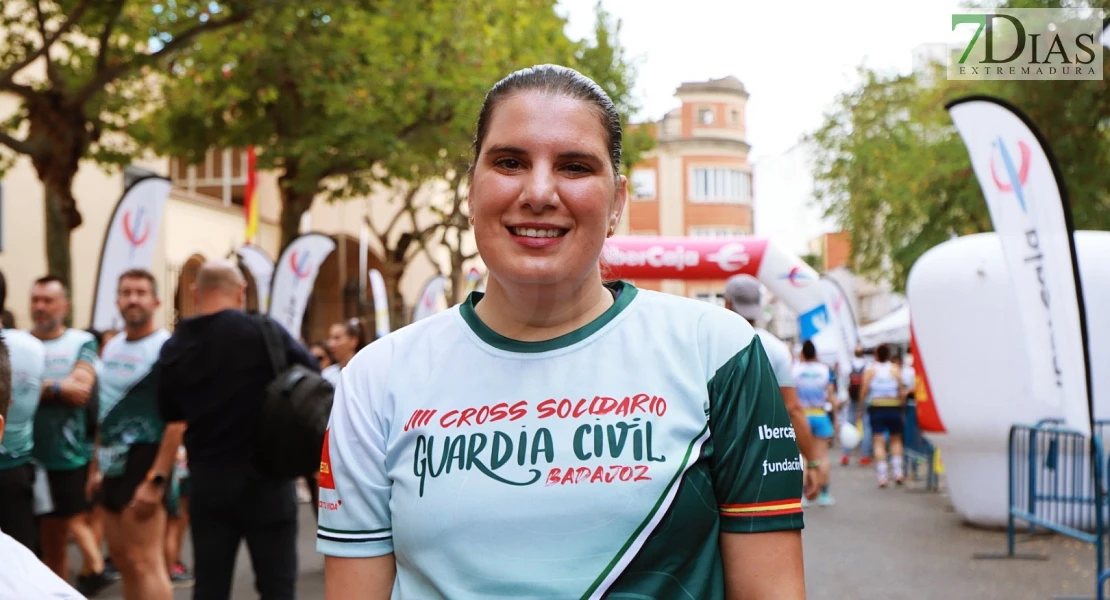 Imágenes del VIII Cross Solidario de la Guardia Civil en Badajoz
