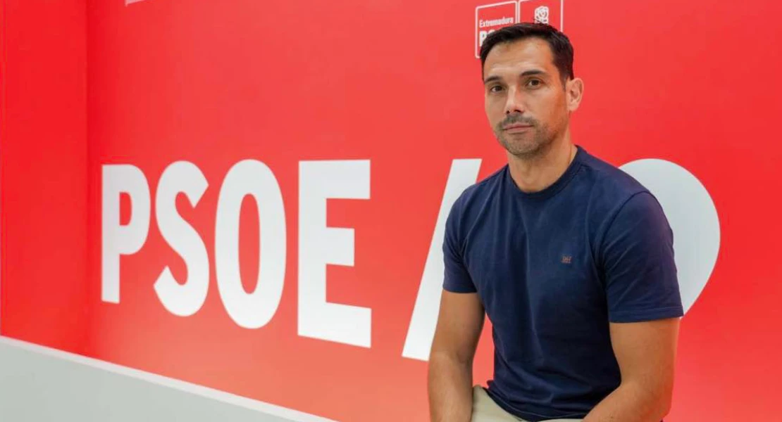 Borrego: "Con los 45 M€ de la ecotasa podríamos pagar a los docentes, no al presidente de Endesa" Borrego: "Con los 45 M€ de la ecotasa podríamos pagar a los docentes, no al presidente de Endesa"