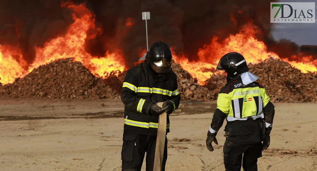 REPOR - Imágenes que deja el gran incendio en San Vicente de Alcántara