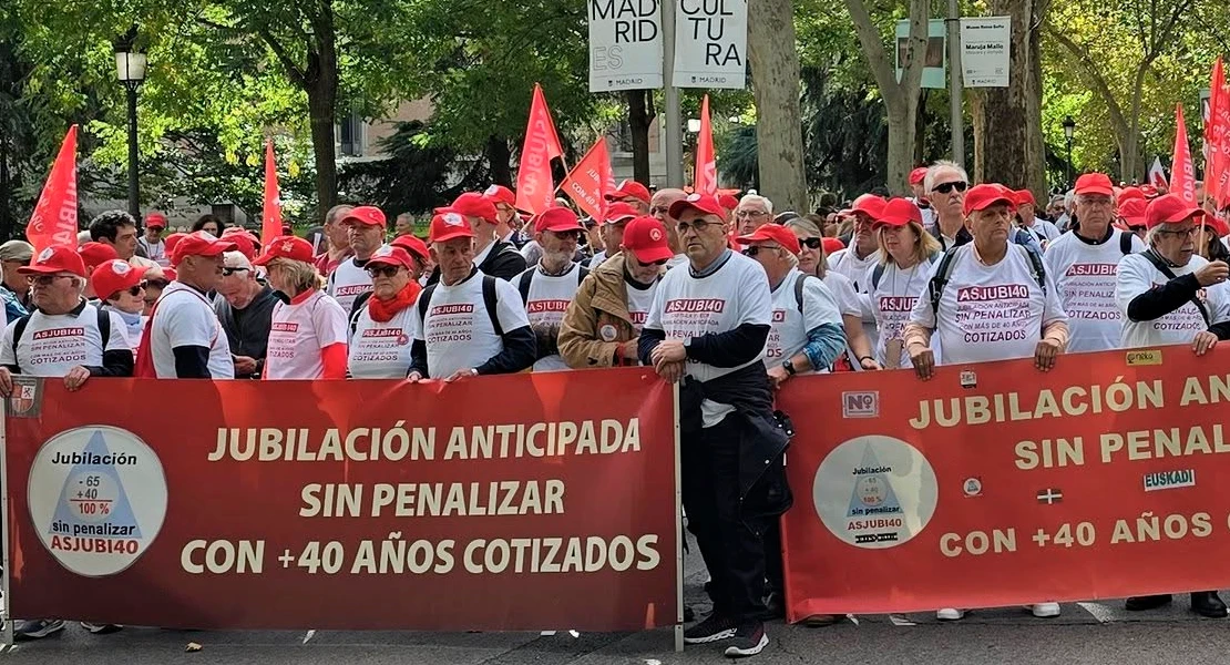 Miles de pensionistas se manifestaron exigiendo una vida digna Miles de pensionistas se manifestaron exigiendo una vida digna