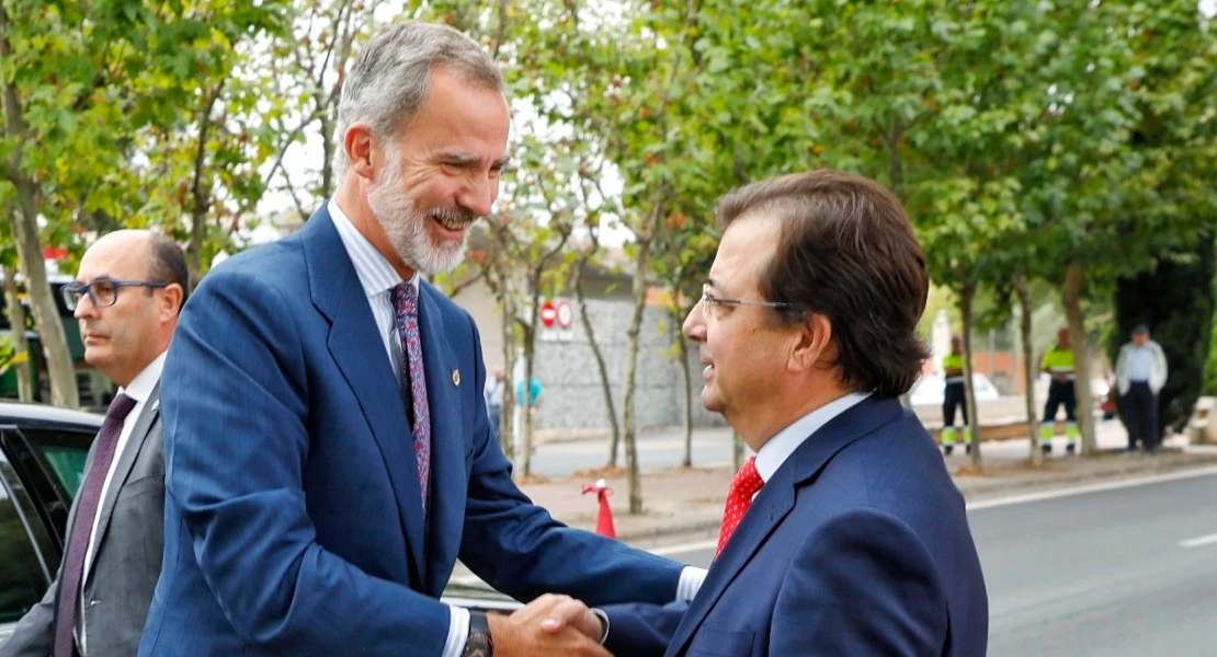 La Casa Real envía un mensaje de afecto a la familia del expresidente extremeño