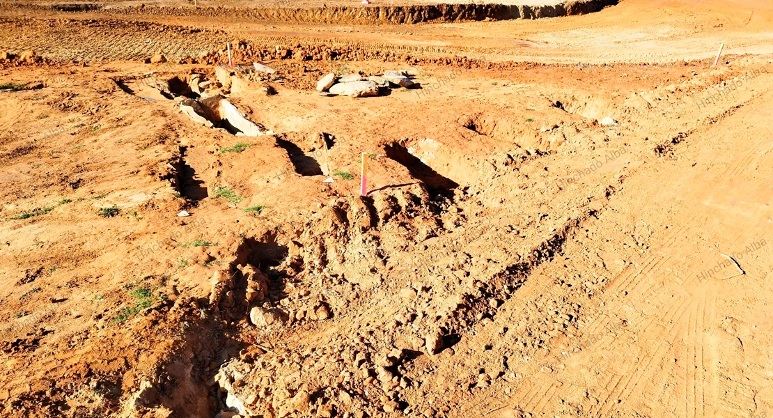 Los restos encontrados en la carretera de Sevilla evidencian la existencia de una necrópolis visigoda en Badajoz Los restos encontrados en la carretera de Sevilla evidencian la existencia de una necrópolis visigoda en Badajoz