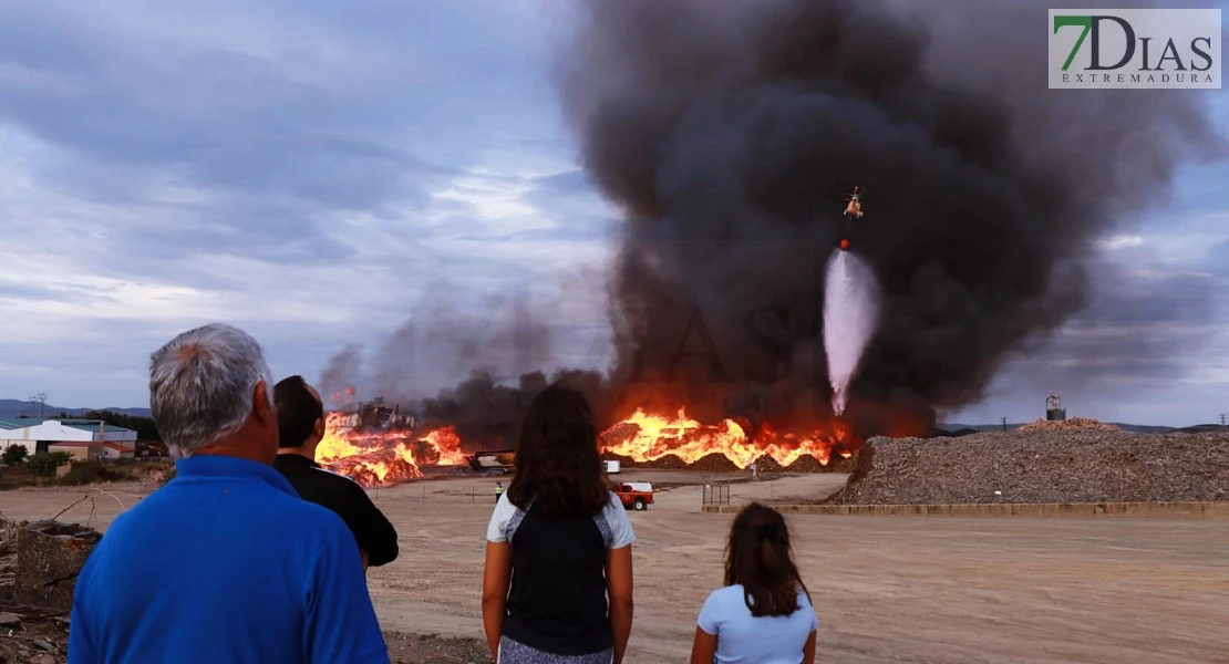 REPOR - Imágenes que deja el gran incendio en San Vicente de Alcántara