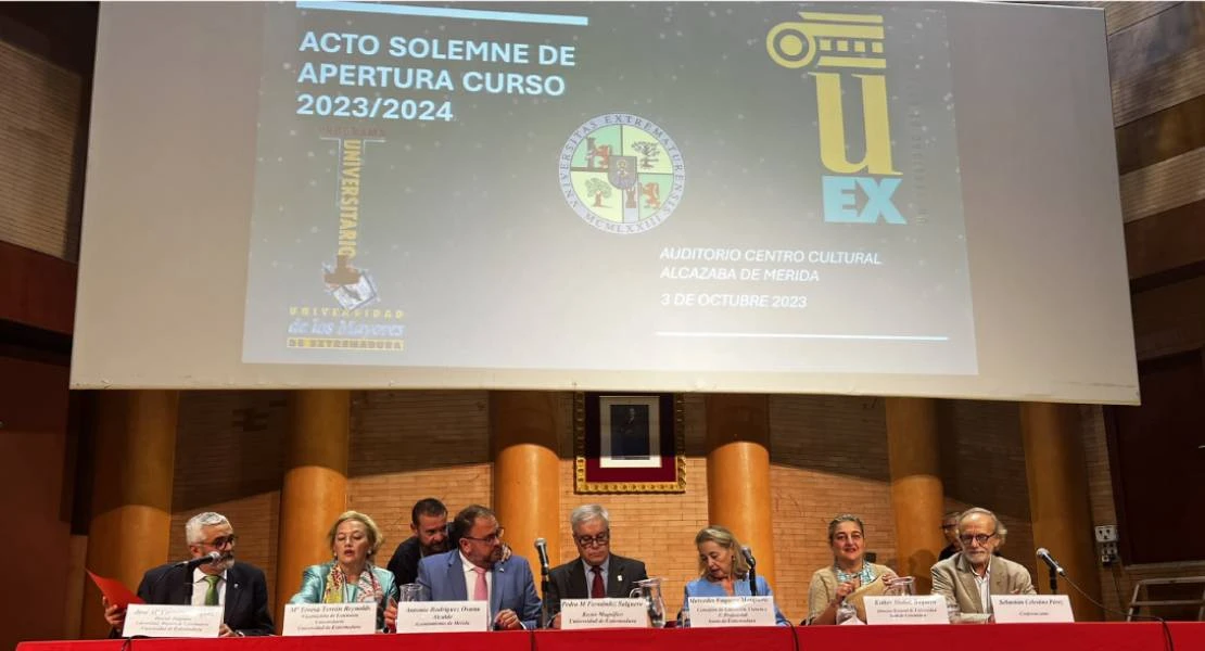 Educación destina 310.000 € al programa Universidad de Mayores de la UEx