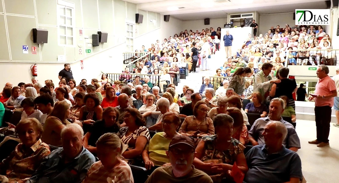 Lleno total en la inauguración del 44 Festival Nacional de Teatro Vegas Bajas